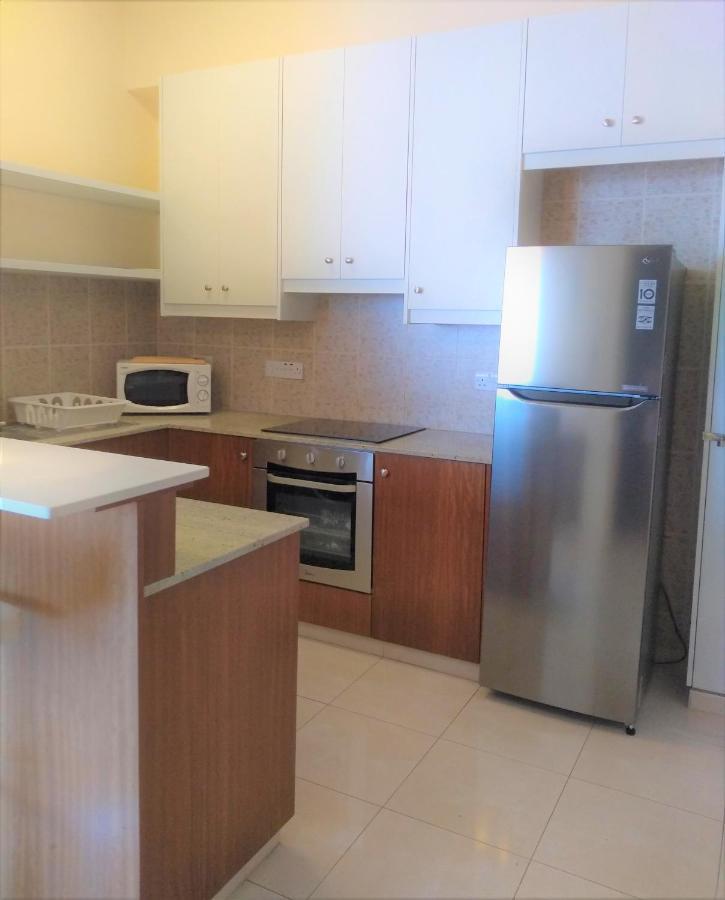 T&E Apartment Larnaca Dış mekan fotoğraf
